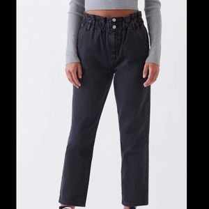 black mom jeans AMAZING condition